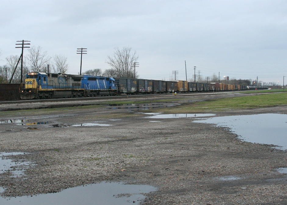 SB freight switching in the yard